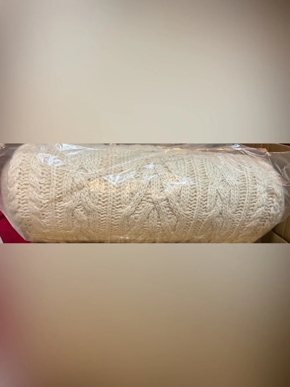 Cozy Cable Knit Throw Blanket - Cream